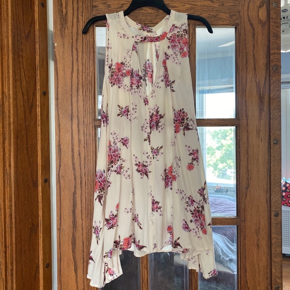 Free People tunic! - Picture 2 of 5